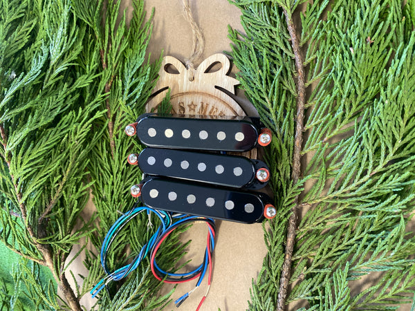 2025 Holiday Sets for Strat