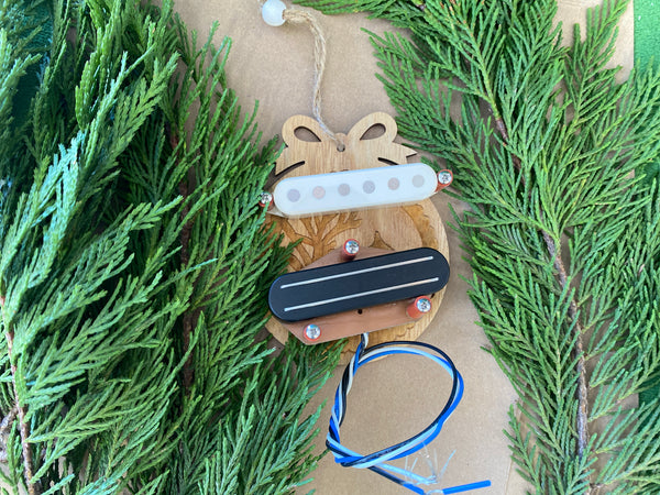 2025 Holiday Set Tele