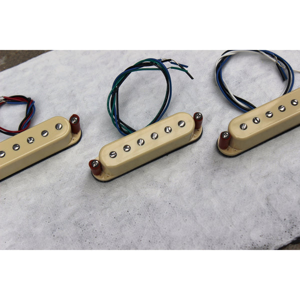Micro-Coil S Set of Three: Cream covers with adjustable pole piecess